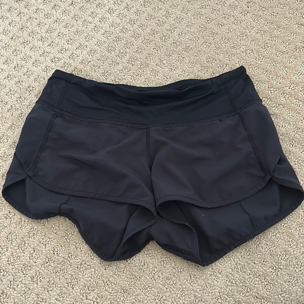 Lululemon breathable shorts, size small. Great condition